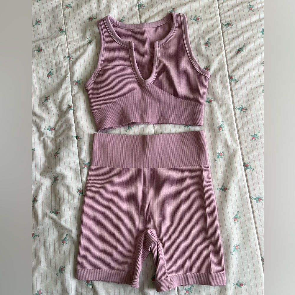 Matching workout set